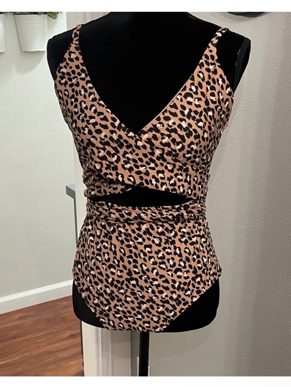 Aerie brown Leopard Print one piece swimsuit